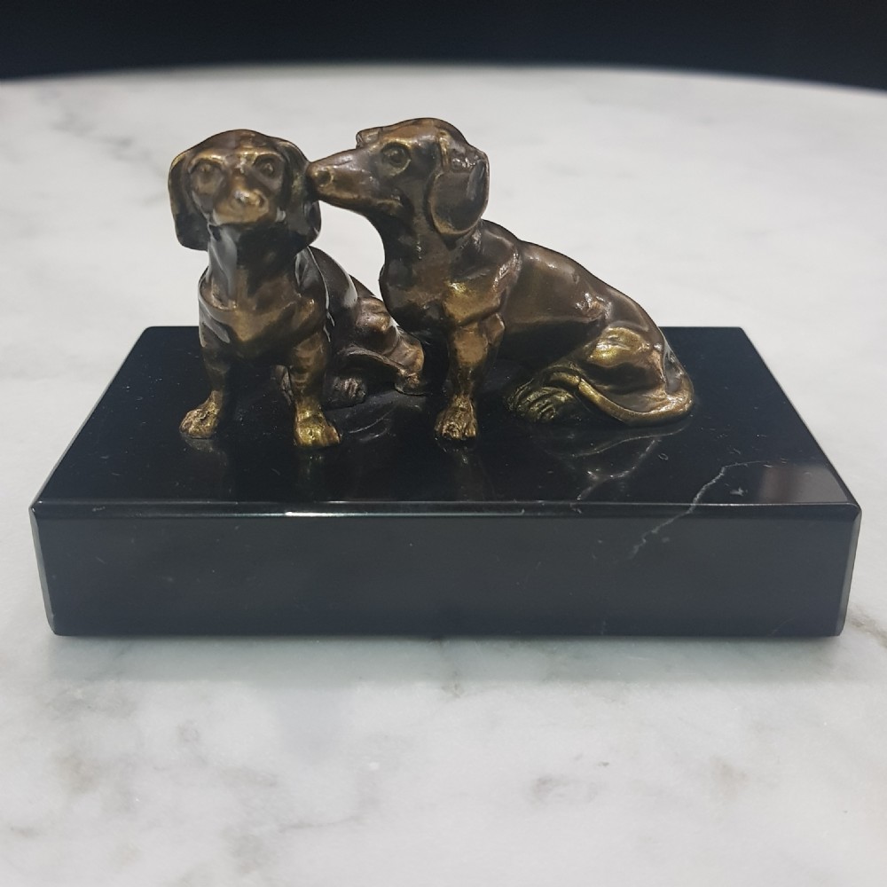 bronze dachshunds cold painted c1910 austrian statue