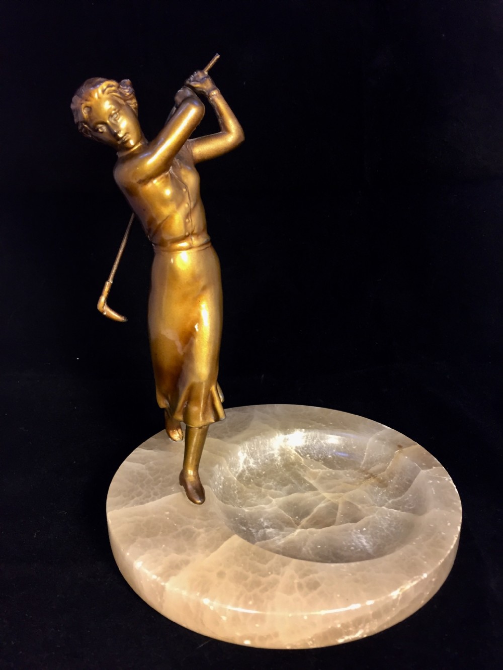 lorenzl art deco female golfer c1920