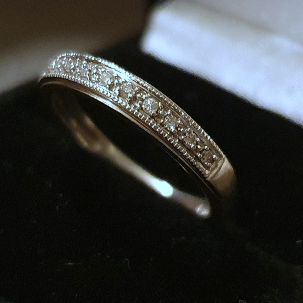 diamonds on 9ct white gold half eternity ring size l