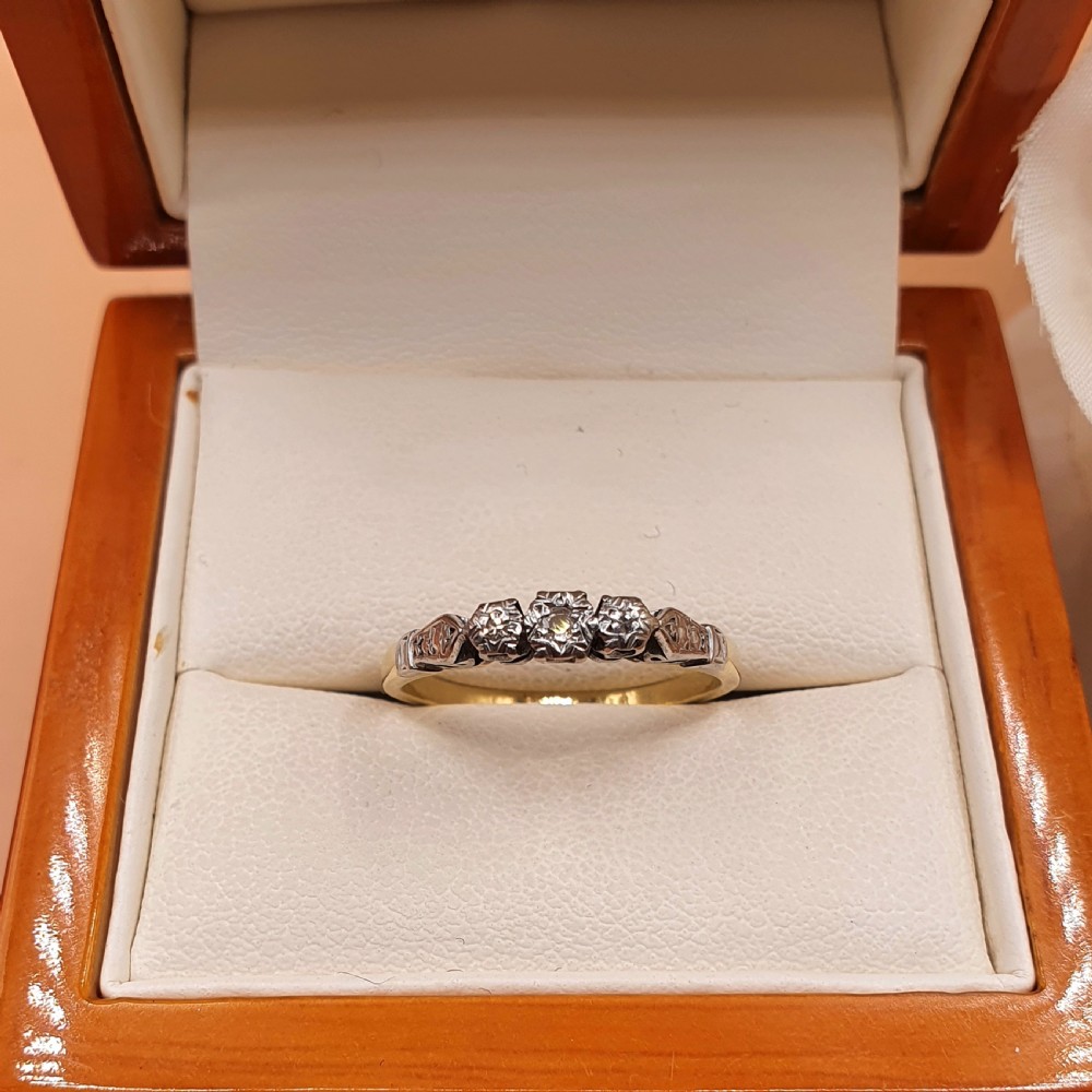 art deco diamond platinum shoulder trilogy ring size o