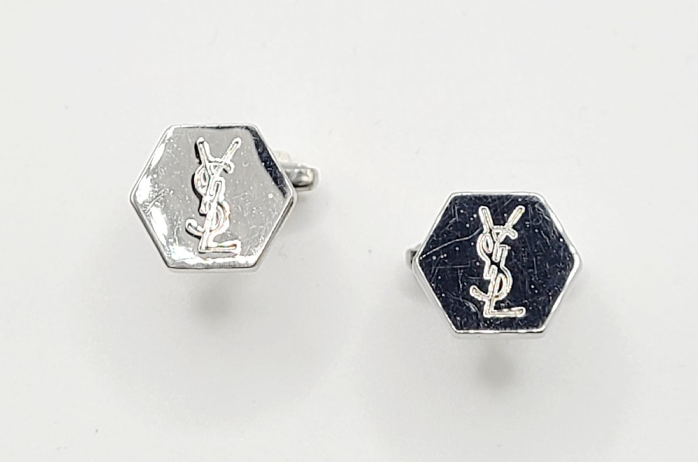 yves saint laurent hexagonal monogrammed tbar cufflinks