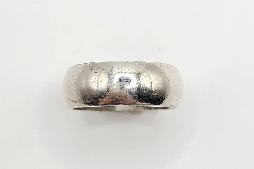 heavy hallmarked silver band r12