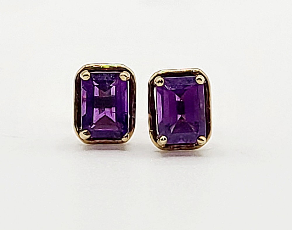 9ct gold amethyst emerald cut earrings