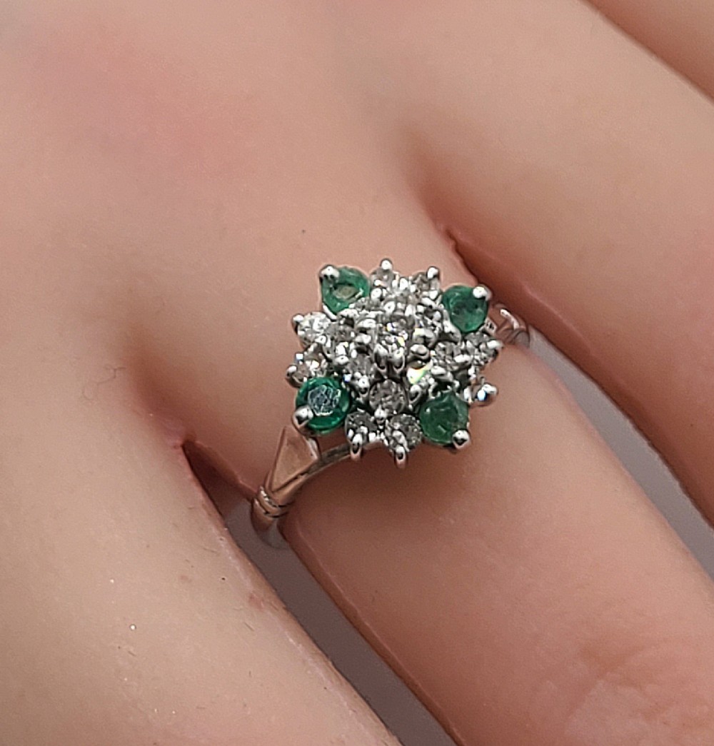 emerald diamond cluster on 9ct white gold ring m12