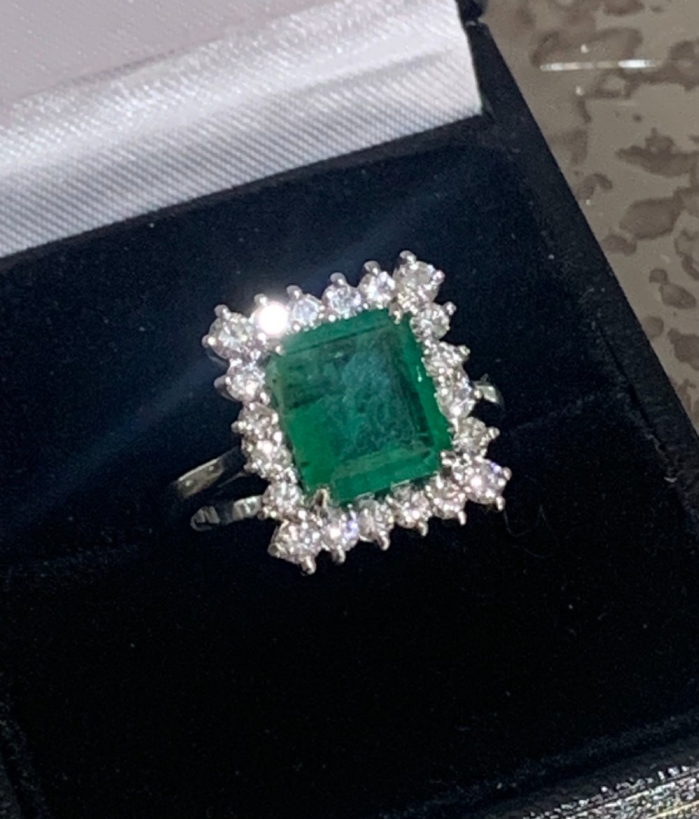 striking 3ct natural emerald amp diamond large cluster ring in 18ct white gold