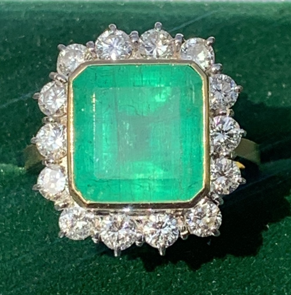 exceptional 83ct columbian emerald diamond 18ct gold cluster ring size p12